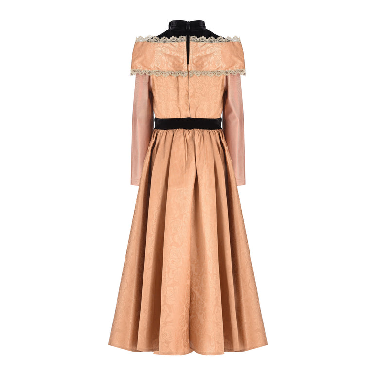 زي تنكري بريستيج باللون الذهبي على شكل شخصية أميرة ديزني بيل