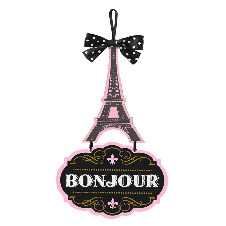 لافتة بتصميم مستوحى من "يوم في باريس" 